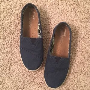 Navy blue Toms